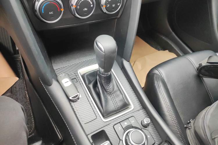 Used Mazda CX-4 2021 2.0L Automatic Two-Wheel Drive Blue Sky Dynamic Edition Gear Lever