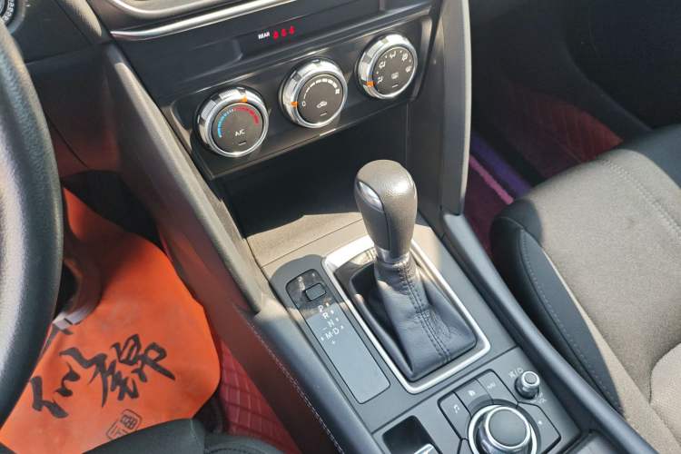 Used Mazda CX-4 2021 2.0L Automatic Two-Wheel Drive Blue Sky Dynamic Edition Gear Lever