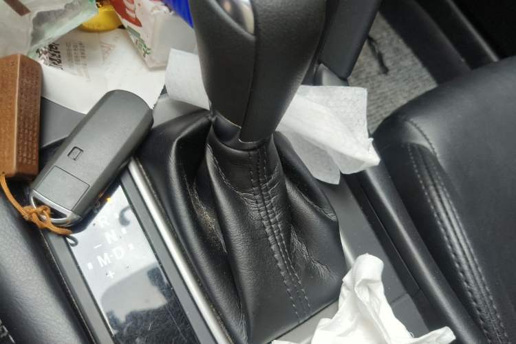 Used Mazda CX-4 2021 2.0L Automatic Two-Wheel Drive Blue Sky Dynamic Edition Gear Lever