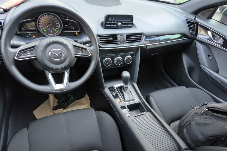 Used Mazda CX-4 2021 2.0L Automatic Two-Wheel Drive Blue Sky Dynamic Edition Gear Lever