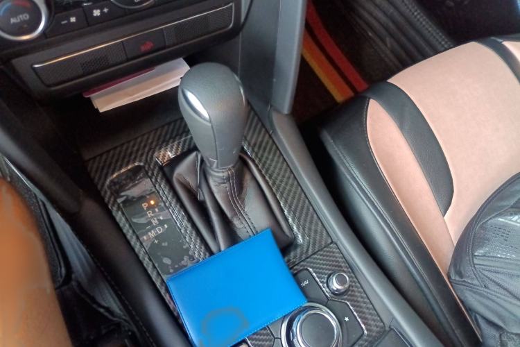 Used Mazda CX-4 2021 2.0L Automatic Two-Wheel Drive Blue Sky Exploration Edition Gear Lever