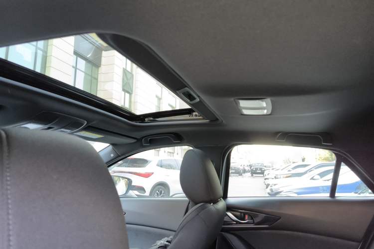 Used Mazda CX-4 2021 2.0L Automatic Two-Wheel Drive Blue Sky Dynamic Edition Headliner