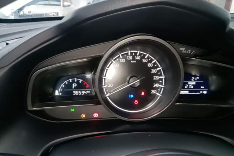 Used Mazda CX-4 2021 2.0L Automatic Two-Wheel Drive Blue Sky Dynamic Edition Instrument Cluster