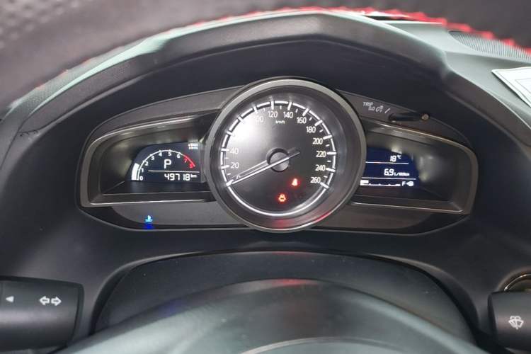 Used Mazda CX-4 2021 2.0L Automatic Two-Wheel Drive Blue Sky Luxury Edition Instrument Cluster