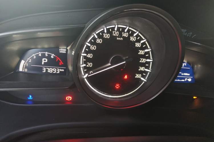 Used Mazda CX-4 2021 2.0L Automatic Two-Wheel Drive Blue Sky Dynamic Edition Instrument Cluster