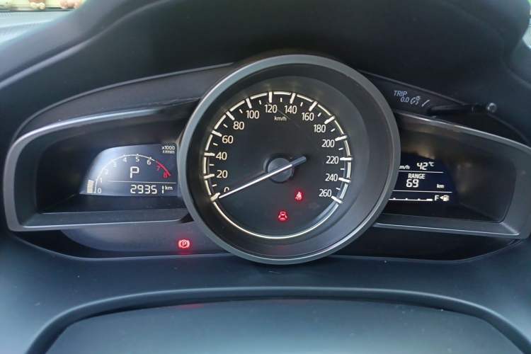 Used Mazda CX-4 2021 2.0L Automatic Two-Wheel Drive Blue Sky Exploration Edition Instrument Cluster