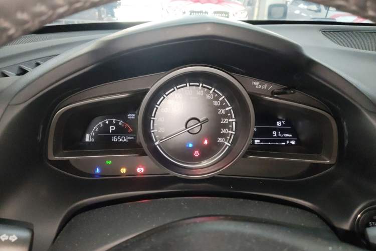 Used Mazda CX-4 2021 2.0L Automatic Two-Wheel Drive Blue Sky Luxury Edition Instrument Cluster