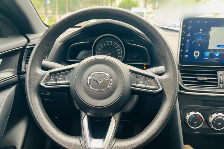 Used Mazda CX-4 2021 2.0L Automatic Two-Wheel Drive Blue Sky Dynamic Edition Interior 10