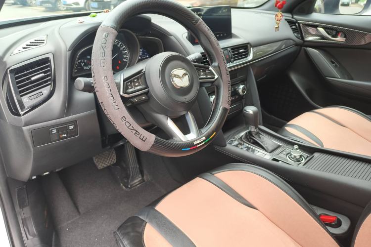 Used Mazda CX-4 2021 2.0L Automatic Two-Wheel Drive Blue Sky Exploration Edition Interior 5