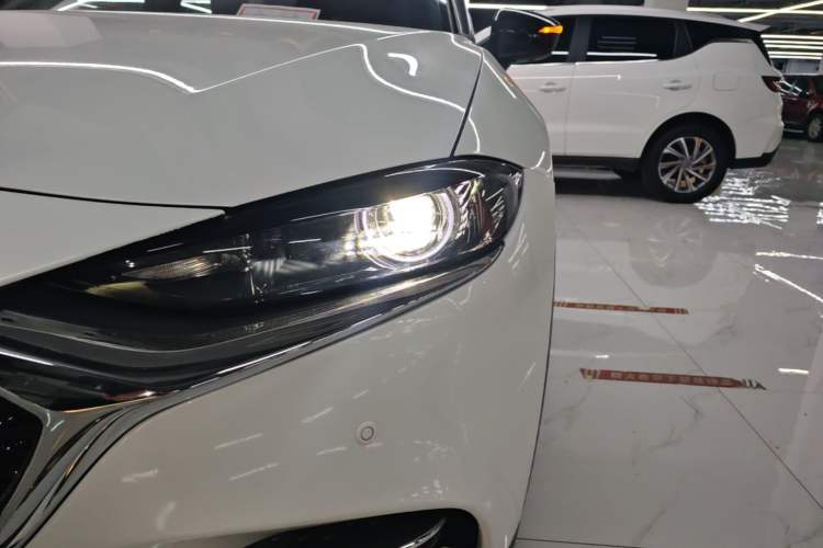 Used Mazda CX-4 2021 2.0L Automatic Two-Wheel Drive Blue Sky Exploration Edition Left Front Headlight