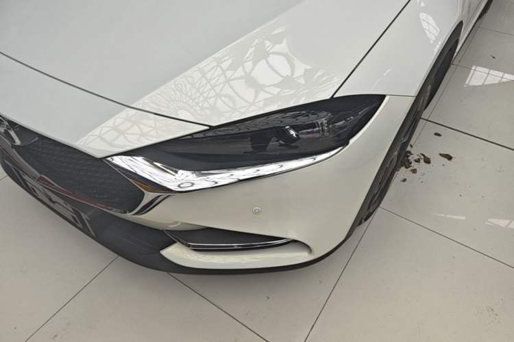 Used Mazda CX-4 2021 2.0L Automatic Two-Wheel Drive Blue Sky Dynamic Edition Left Front Headlight