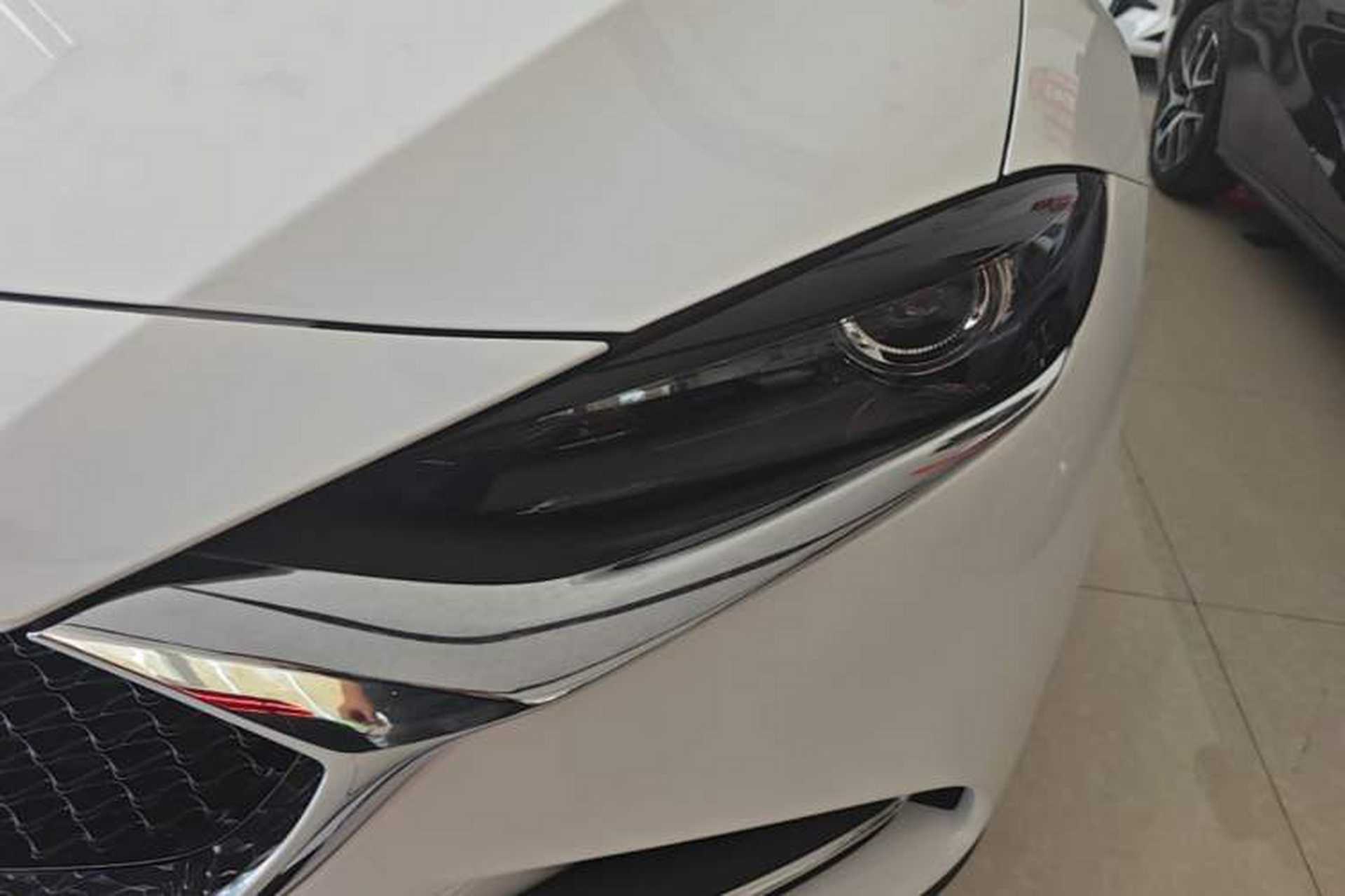 Used Mazda CX-4 2021 2.0L Automatic Two-Wheel Drive Blue Sky Dynamic Edition Left Front Headlight