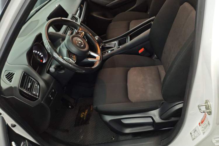 Used Mazda CX-4 2021 2.0L Automatic Two-Wheel Drive Blue Sky Dynamic Edition Left Front Seat