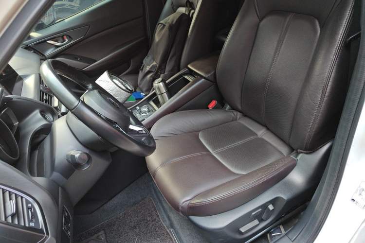 Used Mazda CX-4 2021 2.0L Automatic Two-Wheel Drive Blue Sky Luxury Edition Left Front Seat