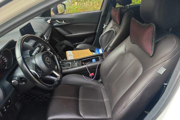 Used Mazda CX-4 2021 2.0L Automatic Two-Wheel Drive Blue Sky Luxury Edition Left Front Seat