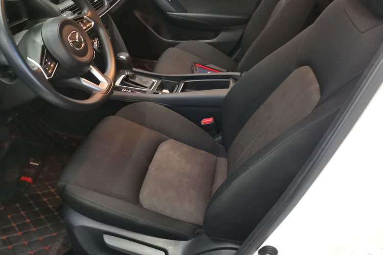 Used Mazda CX-4 2021 2.0L Automatic Two-Wheel Drive Blue Sky Dynamic Edition Left Front Seat