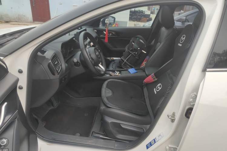 Used Mazda CX-4 2021 2.0L Automatic Two-Wheel Drive Blue Sky Dynamic Edition Left Front Seat