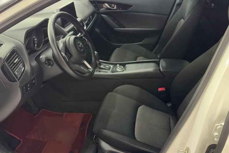 Used Mazda CX-4 2021 2.0L Automatic Two-Wheel Drive Blue Sky Dynamic Edition Left Front Seat