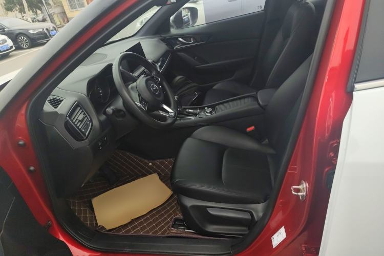 Used Mazda CX-4 2021 2.0L Automatic Two-Wheel Drive Blue Sky Dynamic Edition Left Front Seat