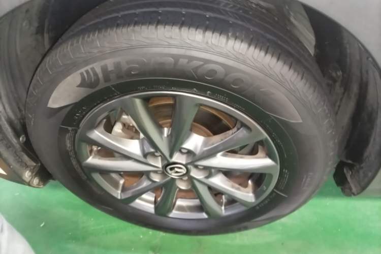 Used Mazda CX-4 2021 2.0L Automatic Two-Wheel Drive Blue Sky Dynamic Edition Left Front Wheel Hub