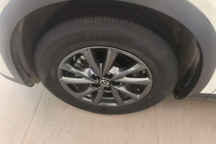 Used Mazda CX-4 2021 2.0L Automatic Two-Wheel Drive Blue Sky Luxury Edition Left Front Wheel Hub