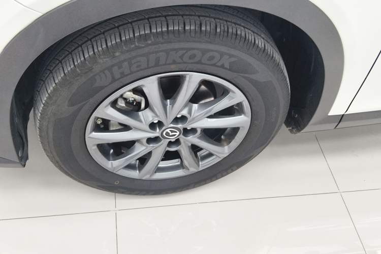 Used Mazda CX-4 2021 2.0L Automatic Two-Wheel Drive Blue Sky Dynamic Edition Left Front Wheel Hub