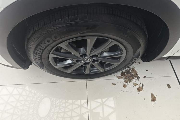 Used Mazda CX-4 2021 2.0L Automatic Two-Wheel Drive Blue Sky Dynamic Edition Left Front Wheel Hub