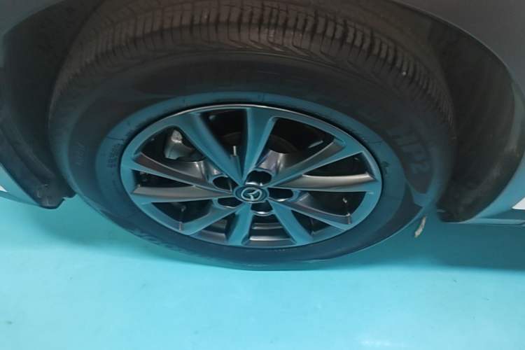 Used Mazda CX-4 2021 2.0L Automatic Two-Wheel Drive Blue Sky Exploration Edition Left Front Wheel Hub