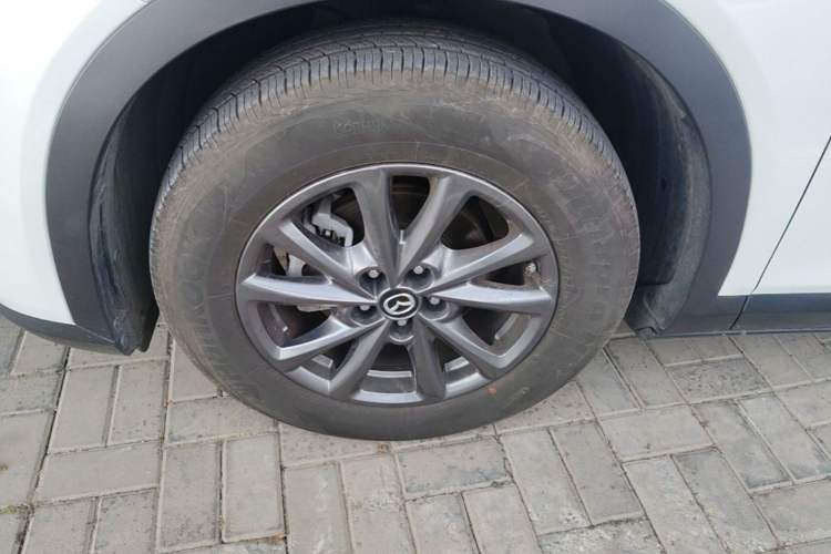 Used Mazda CX-4 2021 2.0L Automatic Two-Wheel Drive Blue Sky Dynamic Edition Left Front Wheel Hub
