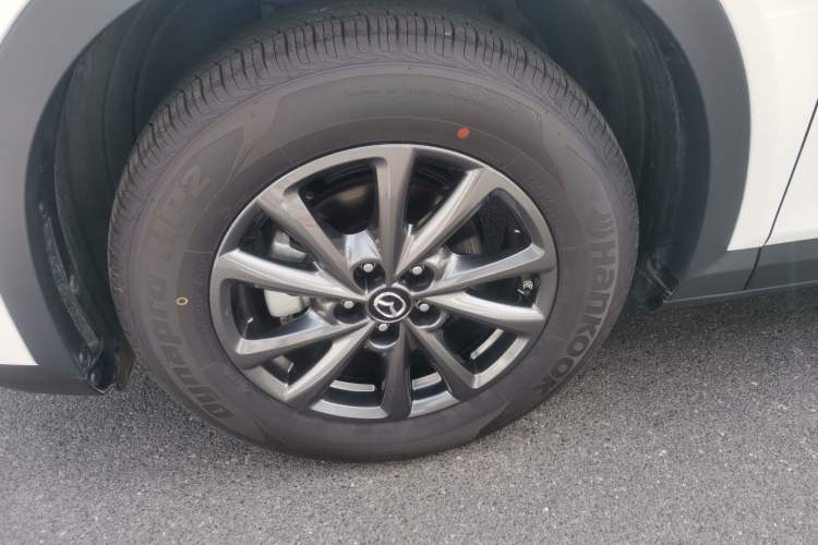 Used Mazda CX-4 2021 2.0L Automatic Two-Wheel Drive Blue Sky Dynamic Edition Left Front Wheel Hub
