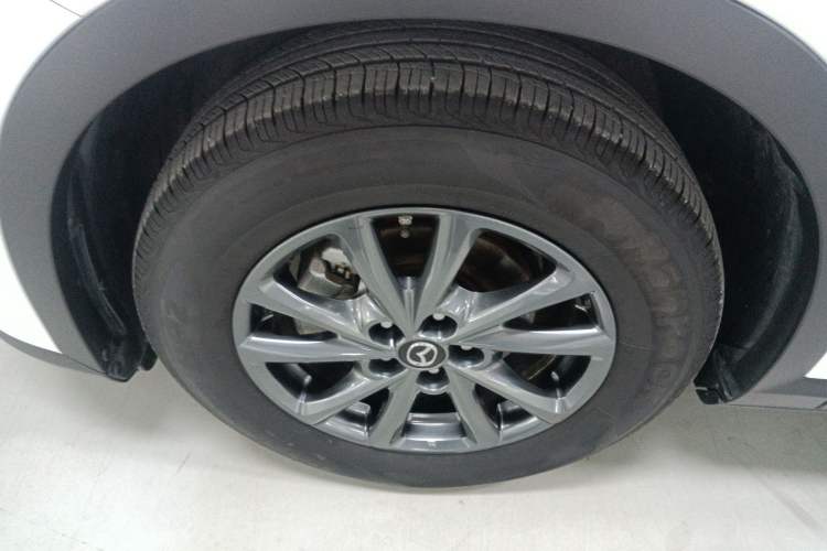 Used Mazda CX-4 2021 2.0L Automatic Two-Wheel Drive Blue Sky Exploration Edition Left Front Wheel Hub