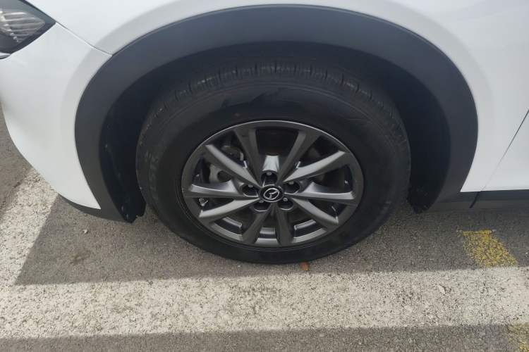 Used Mazda CX-4 2021 2.0L Automatic Two-Wheel Drive Blue Sky Dynamic Edition Left Front Wheel Hub