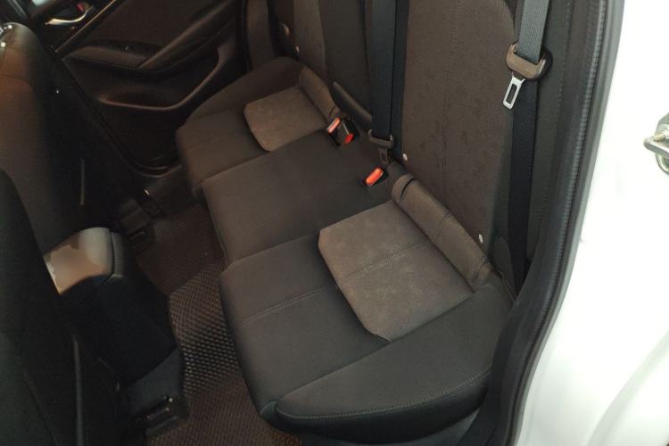 Used Mazda CX-4 2021 2.0L Automatic Two-Wheel Drive Blue Sky Dynamic Edition Left Rear Seat