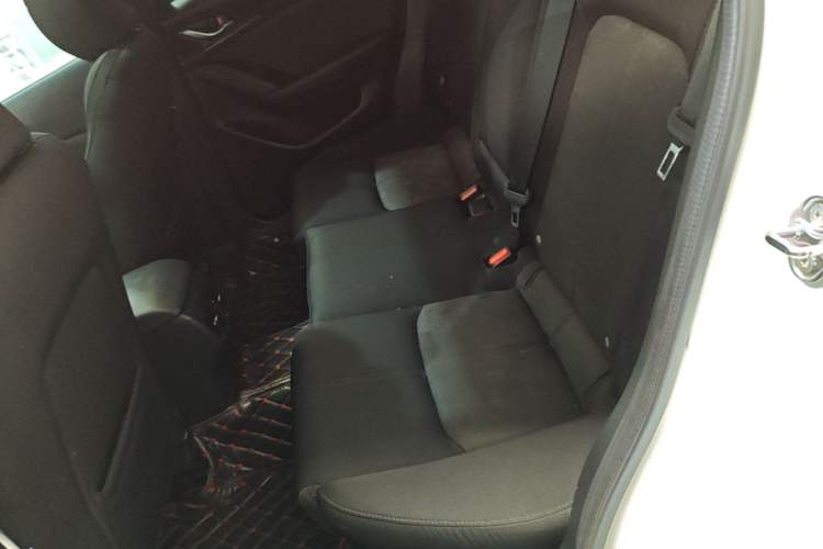 Used Mazda CX-4 2021 2.0L Automatic Two-Wheel Drive Blue Sky Exploration Edition Left Rear Seat