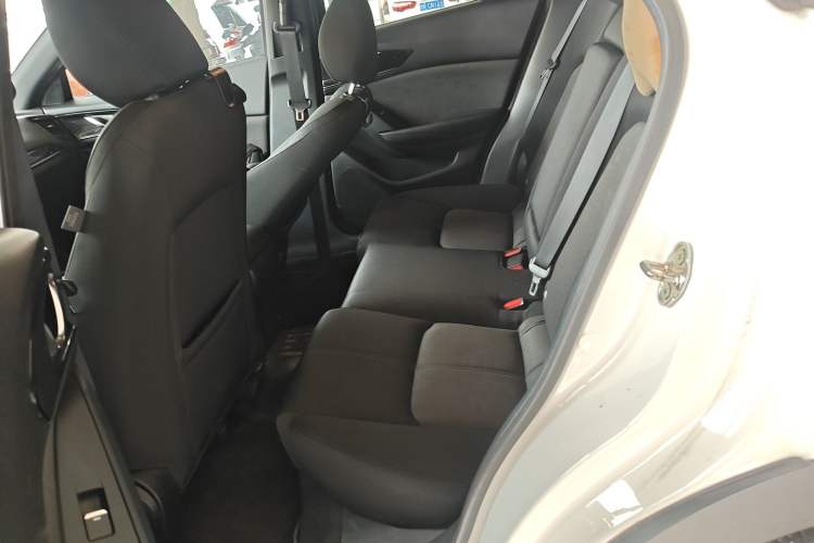 Used Mazda CX-4 2021 2.0L Automatic Two-Wheel Drive Blue Sky Dynamic Edition Left Rear Seat