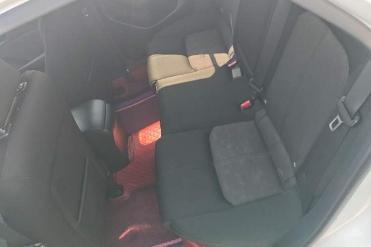Used Mazda CX-4 2021 2.0L Automatic Two-Wheel Drive Blue Sky Dynamic Edition Left Rear Seat
