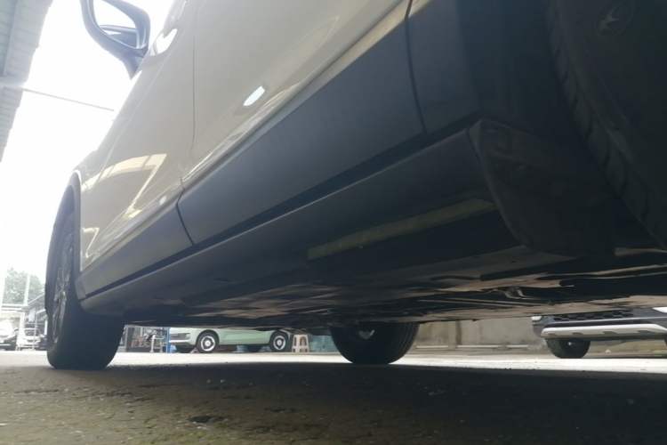 Used Mazda CX-4 2021 2.0L Automatic Two-Wheel Drive Blue Sky Exploration Edition Left Side Sill