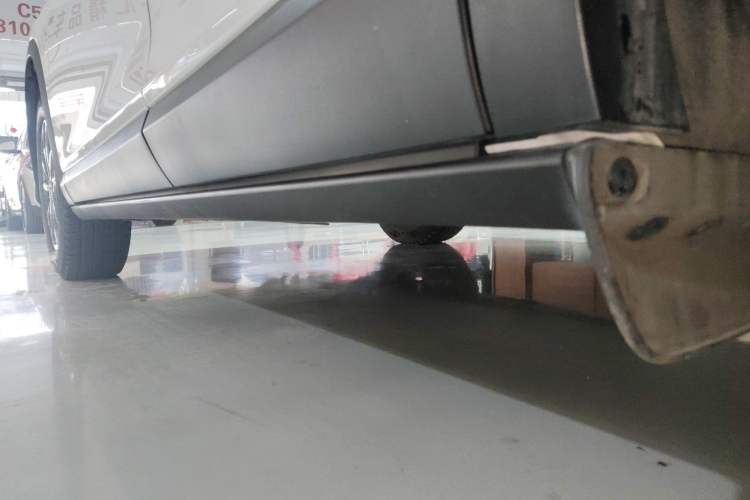 Used Mazda CX-4 2021 2.0L Automatic Two-Wheel Drive Blue Sky Luxury Edition Left Side Sill
