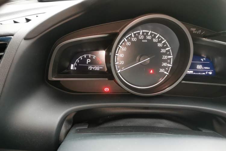 Used Mazda CX-4 2021 2.0L Automatic Two-Wheel Drive Blue Sky Dynamic Edition Odometer Close Up