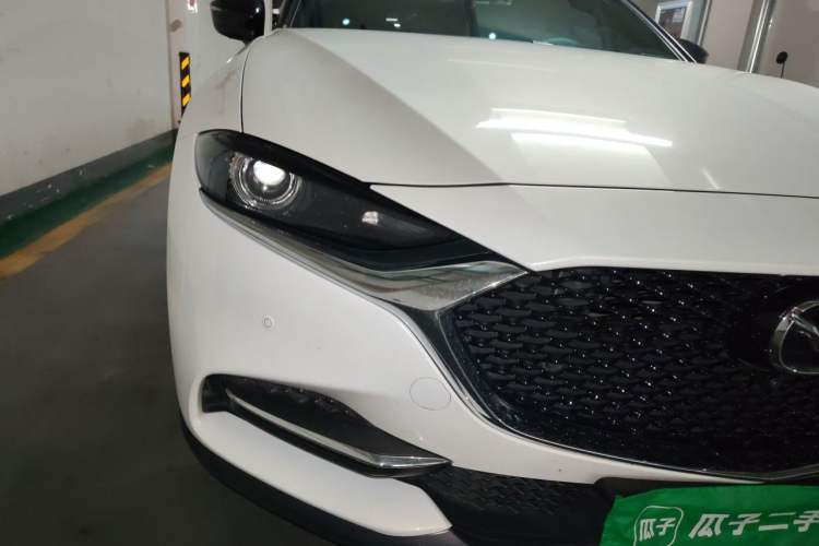 Used Mazda CX-4 2021 2.0L Automatic Two-Wheel Drive Blue Sky Exploration Edition Right Front Headlight