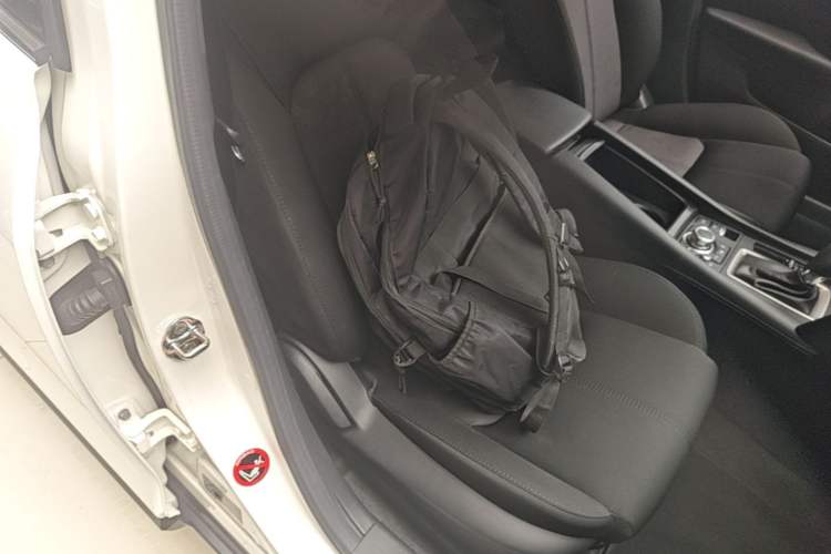 Used Mazda CX-4 2021 2.0L Automatic Two-Wheel Drive Blue Sky Dynamic Edition Right Front Seat