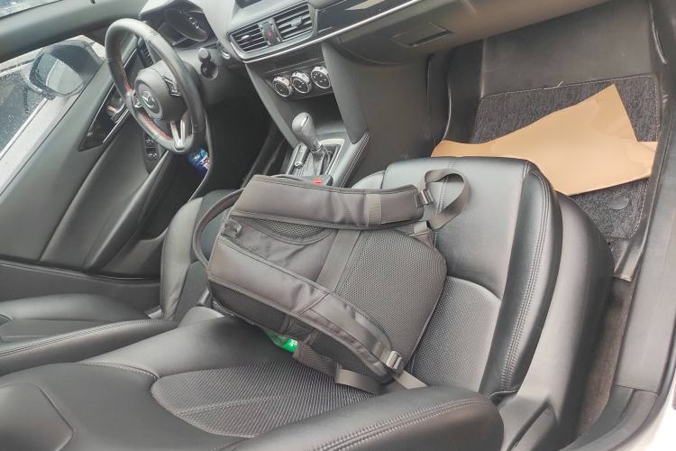 Used Mazda CX-4 2021 2.0L Automatic Two-Wheel Drive Blue Sky Dynamic Edition Right Front Seat