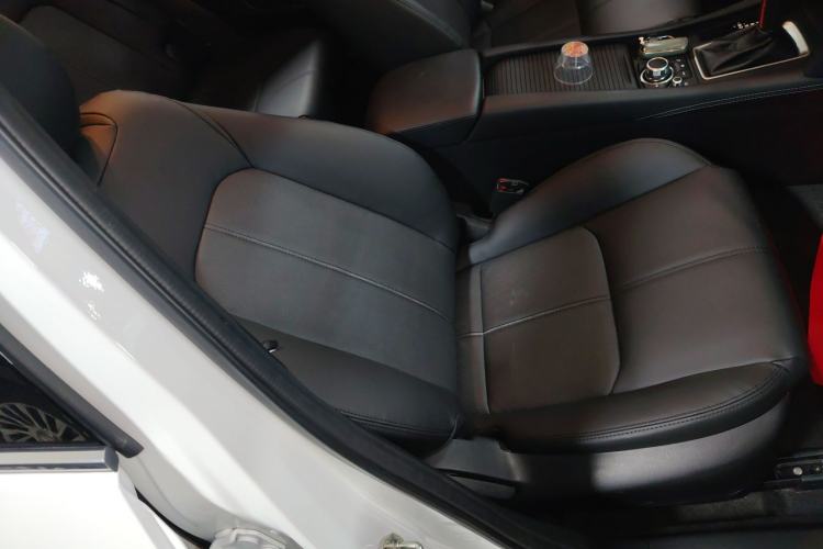 Used Mazda CX-4 2021 2.0L Automatic Two-Wheel Drive Blue Sky Exploration Edition Right Front Seat