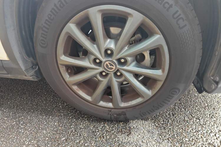 Used Mazda CX-4 2021 2.0L Automatic Two-Wheel Drive Blue Sky Luxury Edition Right Front Wheel Hub