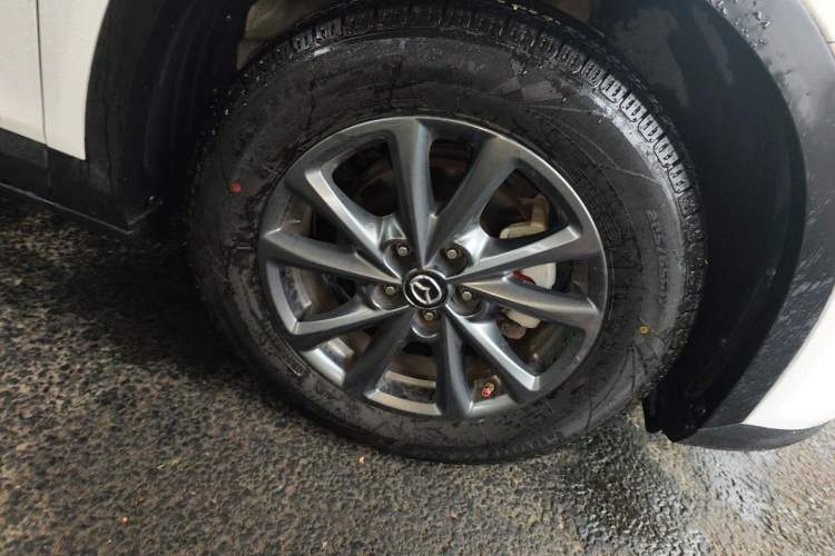 Used Mazda CX-4 2021 2.0L Automatic Two-Wheel Drive Blue Sky Dynamic Edition Right Front Wheel Hub