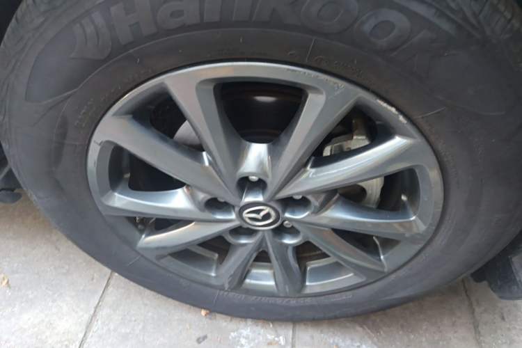 Used Mazda CX-4 2021 2.0L Automatic Two-Wheel Drive Blue Sky Exploration Edition Right Front Wheel Hub