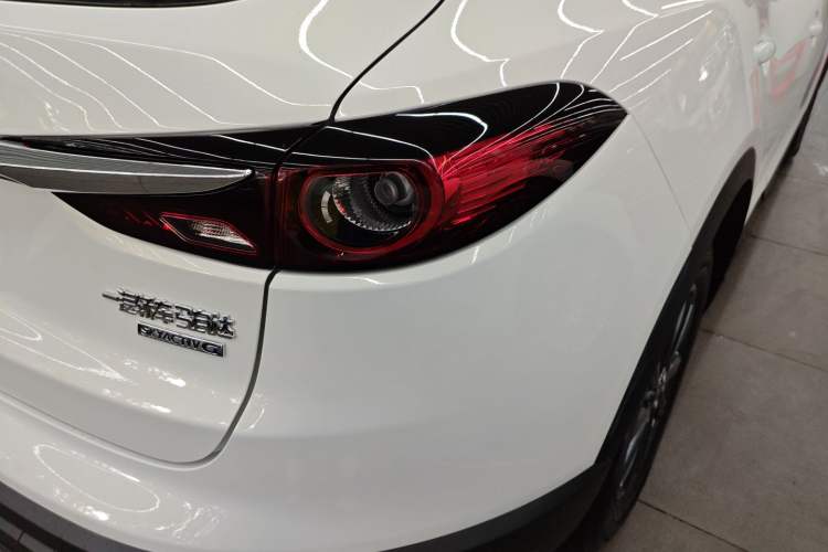 Used Mazda CX-4 2021 2.0L Automatic Two-Wheel Drive Blue Sky Dynamic Edition Right Rear Taillight