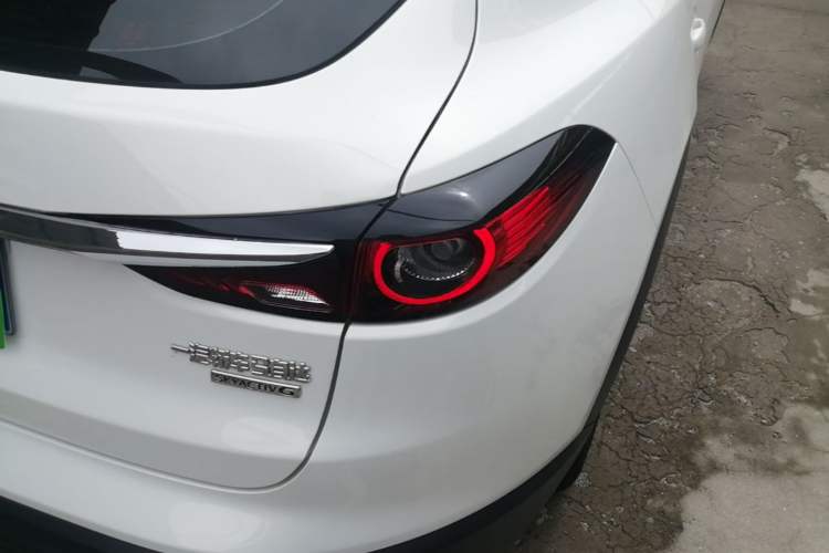 Used Mazda CX-4 2021 2.0L Automatic Two-Wheel Drive Blue Sky Exploration Edition Right Rear Taillight