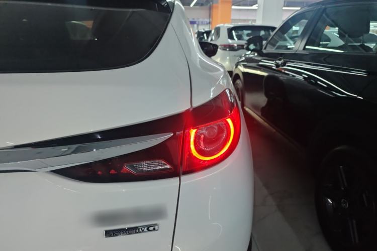Used Mazda CX-4 2021 2.0L Automatic Two-Wheel Drive Blue Sky Exploration Edition Right Rear Taillight