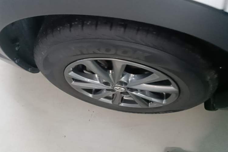 Used Mazda CX-4 2021 2.0L Automatic Two-Wheel Drive Blue Sky Dynamic Edition Right Rear Wheel Hub